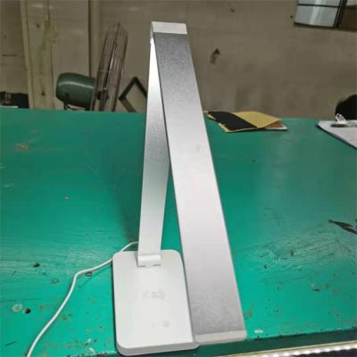 China Modern Rechargeable White Radio Table Lamp LED Table Light Rechargeable Led Desk Lamp With Wireless Charger USB Table Light for sale