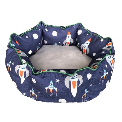 China Sustainable Quality Durable Printed Dog Pet Bed Waterproof For Dog Cat for sale