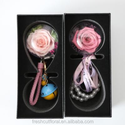 China Green Natural Environmental Protection Key Chains Real Preserved Roses In Glass Ball Popular Gift for sale