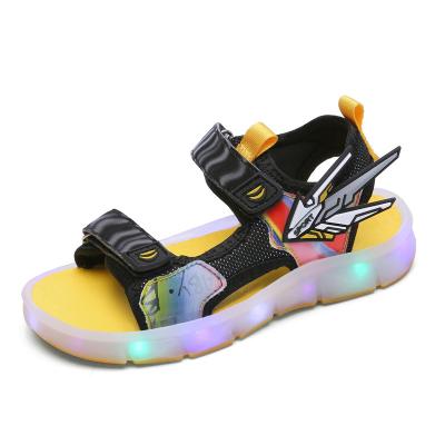 China Summer Light Kids Sandals Boys Luminous Children's Beach Shoes With Light for sale