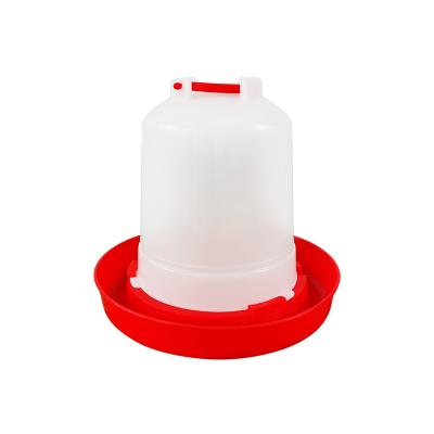 China Rojo 2L de plástico alimentadores automáticos de agua para gallinas / bebedor de aves de corral fácil de instalar suministro de agua antigoteo en venta