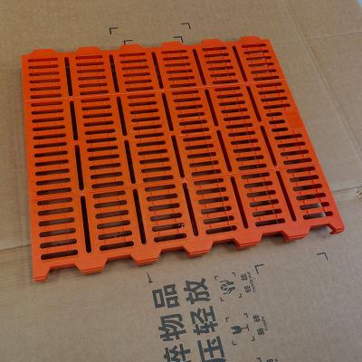 China Orange Durable Plastic Fecal Leakage Plate Easy Installation Promotes In Poultry Farming for sale