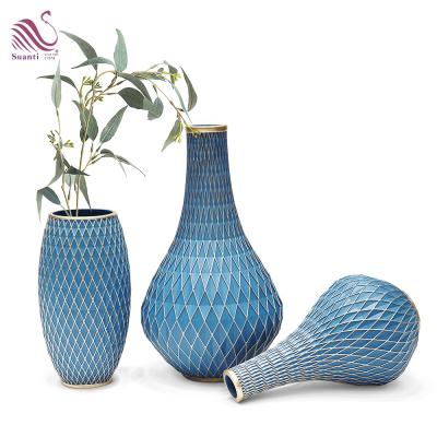 China Europe Suanti Resin Round Decor Flower Vase European Colorful Large Vase Garden Blue Tall Vase For Wedding for sale