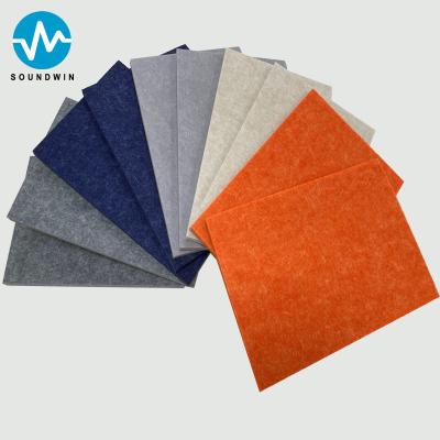 Chine Panneaux en feux résistants au feu B1 en fibre de polyester absorbant le son Panneaux en feutre pour animaux de compagnie Panneau acoustique pour classe à vendre