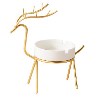 China INS Eco-friendly Nordic Light Style Gold Cartoon Elk Luxury Forms Exquisite Ashtray Ornament Table Top for sale