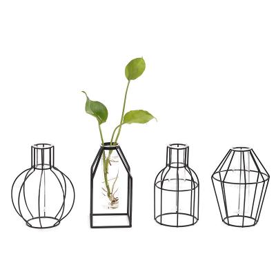 China Europe style simple Nordic home wrought iron vase geometric transparent glass hydroponic decoration for sale