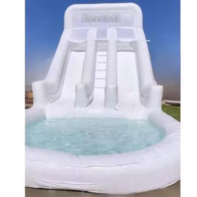 China Slide inflável branco castelo de salto CE certificado Slide de água casa de salto para festa à venda