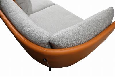 China Sofa aus polsterter Halbleder Grau Modular geschwungene Couch Custom zu verkaufen