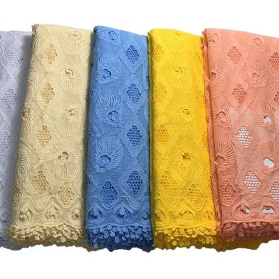 China 2021 Latest Fashion African Nigeria Wholesale Water Soluble Lace Fabric Multicolor Nigeria Round Perforated Lace Fabric for sale