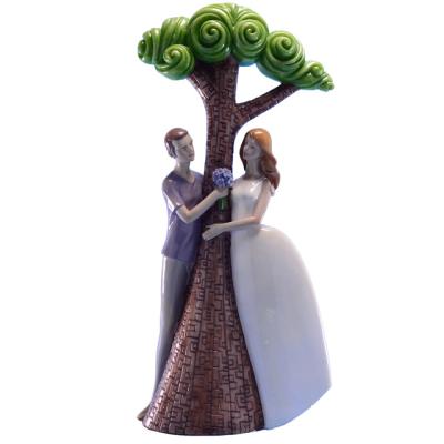 China China couple polyresin sculpture of gift and crafts decoration for sale