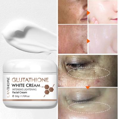 China Colagênio de creme de mitigação hidratando para a pele escura que clarea o creme do Glutathion para a cara à venda