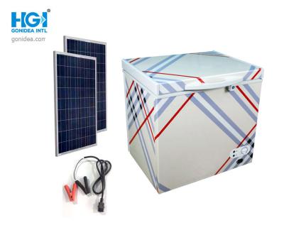 China Mini Freezer accionado solar recargable al aire libre 70L congelador del pecho de 2,5 pies cúbicos en venta