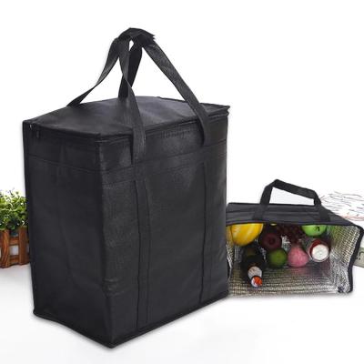 China Customized Raincoats Nonwoven Picnic Cooler Lunch Bag Insulated Food Cooler Bag for sale