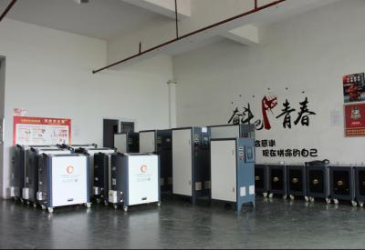 China 1-20khz Medium Frequency Induction Heating Machine ±1℃ Temperature Control Accuracy zu verkaufen