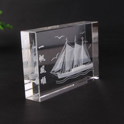 China China factory supplies wholesale high quality empty crystal glass cube custom 3d laser engraving crystal photo frame for sale