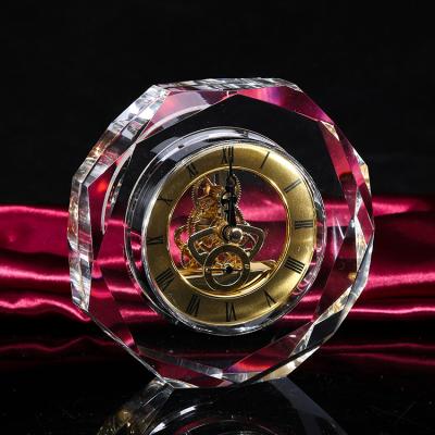 China Wholesale Antique Style New Design Customized Small Table Crystal Clock Transparent K9 Crystal Desktop 3d Laser Clock for sale