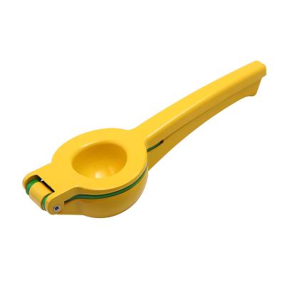 China Lime Viable Lemon Squeezer Manual Stainless Steel Kitchen Tool Metal Lemon Squeezer Professional Fruit Vegetable Tools Squeezer for sale