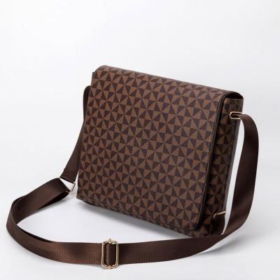 China Wholesale Fashion Design Luxury PU Leather Cross - Body Bag Casual Single Shoulder Men's Messenger Bags for sale