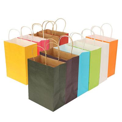 China Recyclable Kraft Paper Bag Shopping Bag Gift Bag With Handles en venta