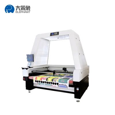 China Laser CUTTING Gold Supplier Cloth SCCD Automatic Industrial CNC Laser Cutting Machine CO2 With Camera zu verkaufen