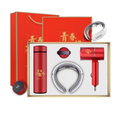 China Straight Cup With Tea Leak Luxury New Business Customized Souvenir Advertising Golf Club Branding Gift Set Product Item Golf Promotional Gift Set With Logo for sale