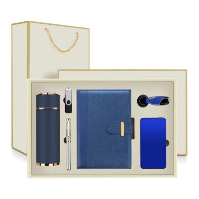 China Art And Craft For Waste Power Bank Business Gift Set IC Cutlery Charger Promotional Gift Set Materials Fast Gifts for sale