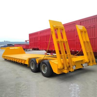 China 28 Tons Two Speed Landing Gear Low Bed Semi Trailer For Heavy Equipment Transportation zu verkaufen