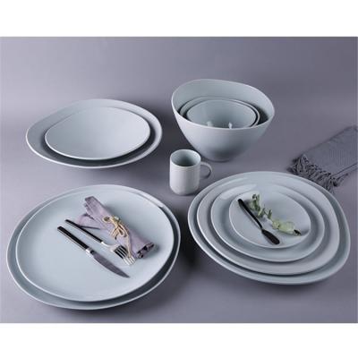 China Cheap wholesale bone china custom fine china dinner sets viable wedding used ceramic tableware for sale