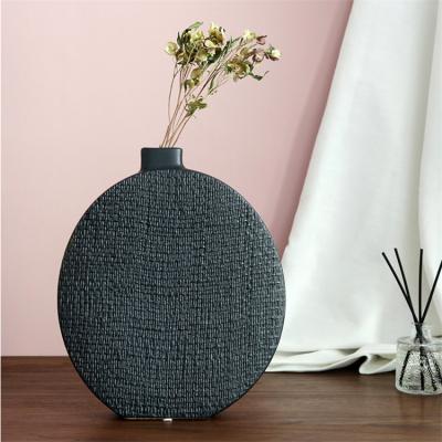 China Luxury Hessian Exterior Designs Ware Modern Decorative Ceramic Wedding Flower Vase for sale