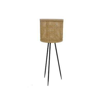 China American Style Plant Rattan Flower Stand With Metal Triangle Foot for sale