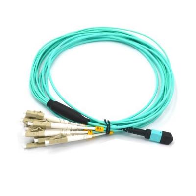 Κίνα MPO MTP 40G QSFP+ στο λουρί οπτικών ινών 4X10G SFP+ προς πώληση