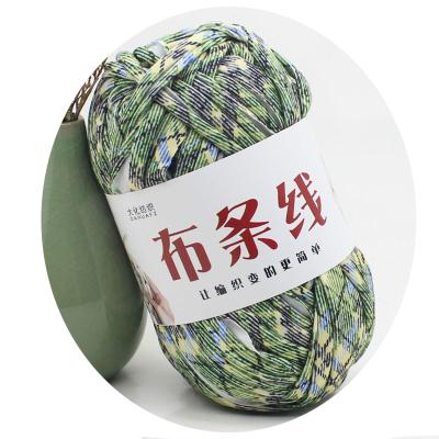 China 1.5 Cm Wide Popular Super Yarn Dyed Fancy Yarn Dyed Knit Yarn Crochet Clearance Processing for sale