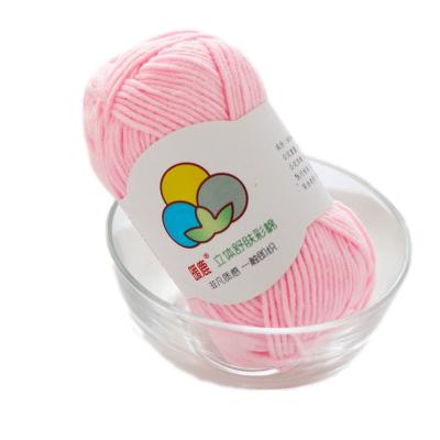 China Nuanlu Dyed Vends 5ply Skin Friendly Blended Yarn Knit Yarn For Yarn Wholesale for sale