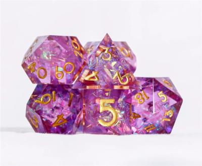 China Wholesale bladed dice game dice set dnd polyhedron custom green blue black dungeons and dragons resin rpg bladed dice 800 resin dice for sale