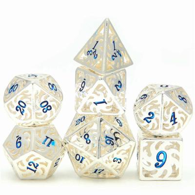 China New Product Hot Sale Custom D&d Gear Hollow Dies Dies Dies Dnd Metal Dungeons And Dragons Dies 16mm for sale