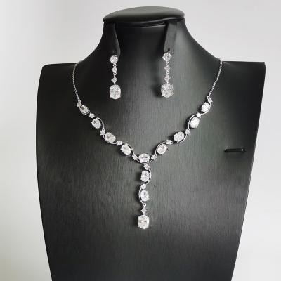 China TRENDY Sun Wedding Jewelry Set Luxury Fashion White Diamond Necklace Earrings Women Bridal Jewelry Set for sale