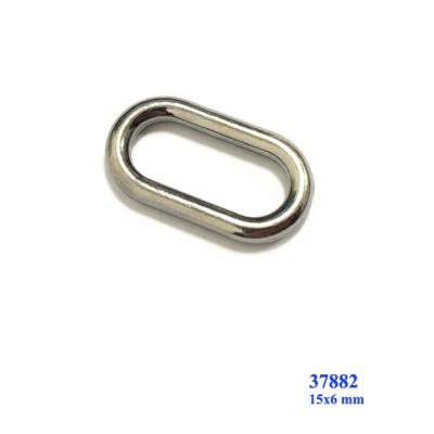 China Shoe Accessories Fast Delivery Oval Metal Ring Buckle In Sliver Color for sale