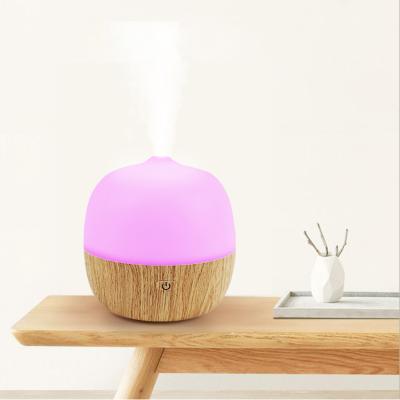 China 120ml Car Home New Year Kids Gifting Usb Travel Aroma Diffuser Color Changing Diffuser for sale