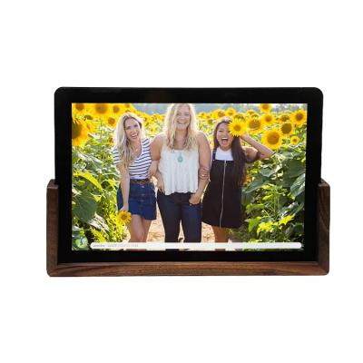 China Wifi 10 Inch Android LCD Touch Screen WiFi Photo Frame Smart Digital Photo Frame Digital Album for sale