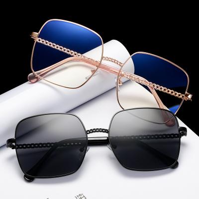 China Custom Outdoor Clear View Metal Sun Glasses Logo Men And Women Couples Sunglasses Glass Shading Sun Glasses for sale