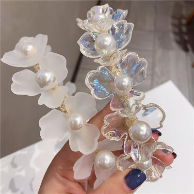 China Women RTS Elegant Vivid Pearl Flower Headbands for Girls Kids AB Color Bohemia Thin Shiny Headbands for sale