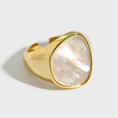 China Romantic Adjustable Chunky Mother of Pearl Rings Fashion Design Silver 925 Silver Rings For Women Silver Plated Gold Ring for sale