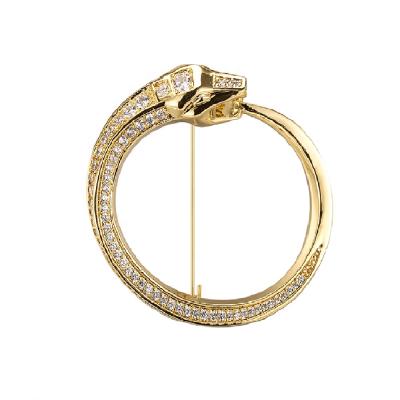 China High Quality 18K Gold Plated Snake Circle Shape Zircon Pin Cubic Zircon Brooch Jewelry Garment Accessory for sale