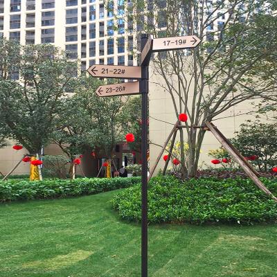 China New Free Customized Vertical Outdoor Arrow Shunt Guide Sign for sale