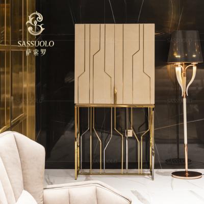 China Stainless Steel Glass Decorative Cabinet Morden Sassuolo Mirror Wine High Quality Products for sale