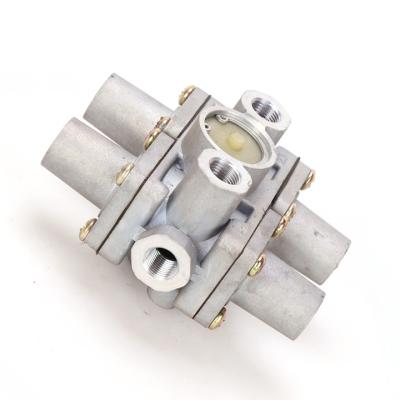 China Aluminum alloy NO. 934 702 380 0 MANUFACTURER Truck Four Circuit Protection Valve OEM Part Number 0644243 / 0661690 / 42008282 / 61598164 For DAF IVECO RVI for sale