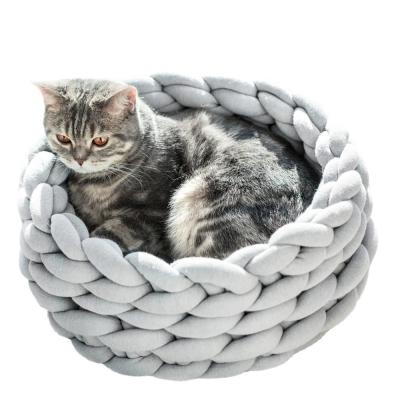 China Travel Amazon Hot Sale Luxury Dog Bed Creativity Foldable Knit Pet Handmade Products Colorful Wicker Pet Bed Cat for sale