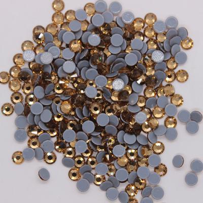 China Flatback ABTOP Hot Fix Hot Fix Rhinestone Bulk Back In Lt Topaz For Nail Arts Crystals for sale