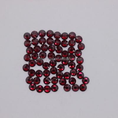 China Flatback hot fix crystal rhinestone in flat back 50 more colors hot fix glass stones for hot fix patterns in crystal ss20 rhinestone for sale