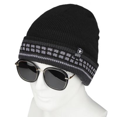 China COMMON wholesales custom knitted sports winter hat with free private label cuff outdoor warm beanies for sale